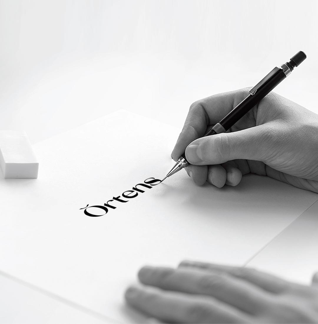 Custom-made Typography & Font                                                                                                                                                                           